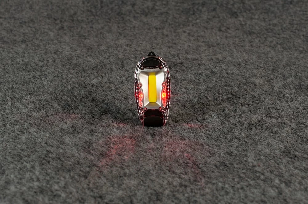 AutoTrends LED Worklight Keychain 6 AutoTrends LED Worklight Keychain - Image 4